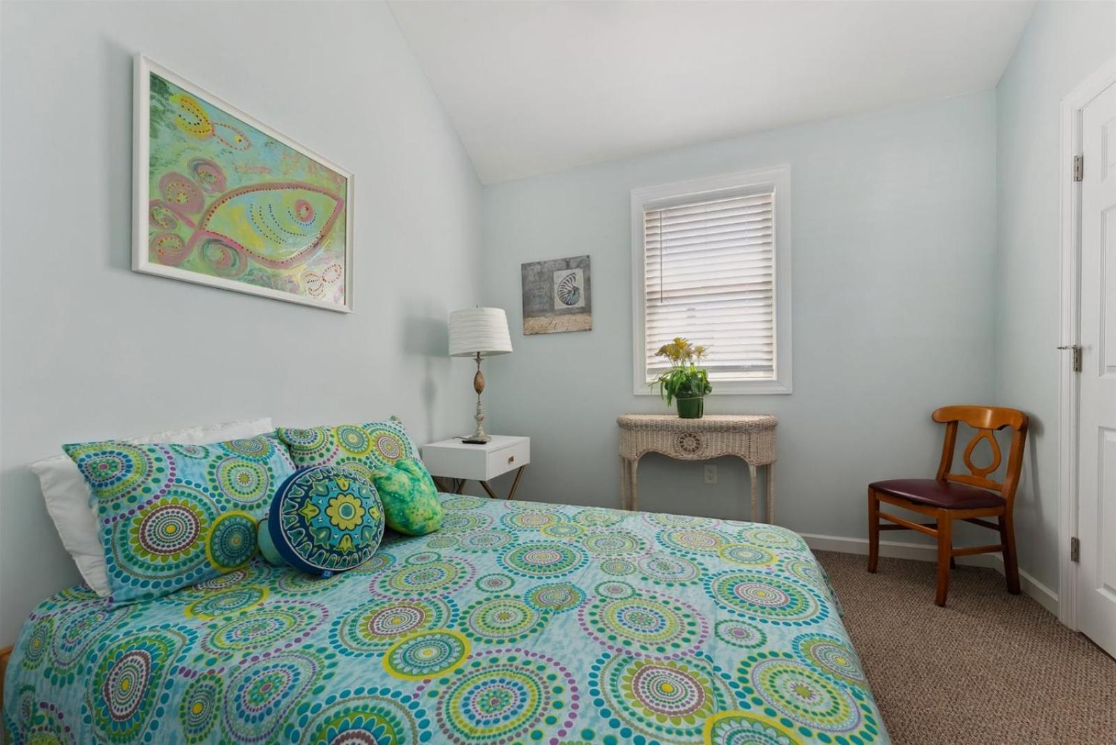 232 W Pine Ave 2 Beds, 1 Bath * Wildwood
